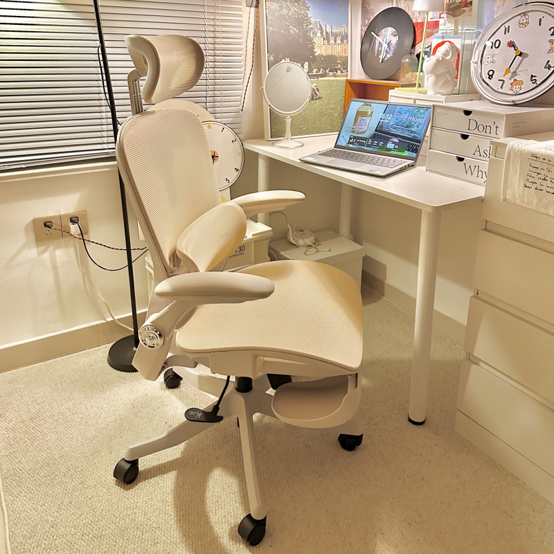 Ergonomic High Back Reclining Gaming Chair with Adjustable Headrest and Lumbar Support in Cream Mesh for Home Office or Study